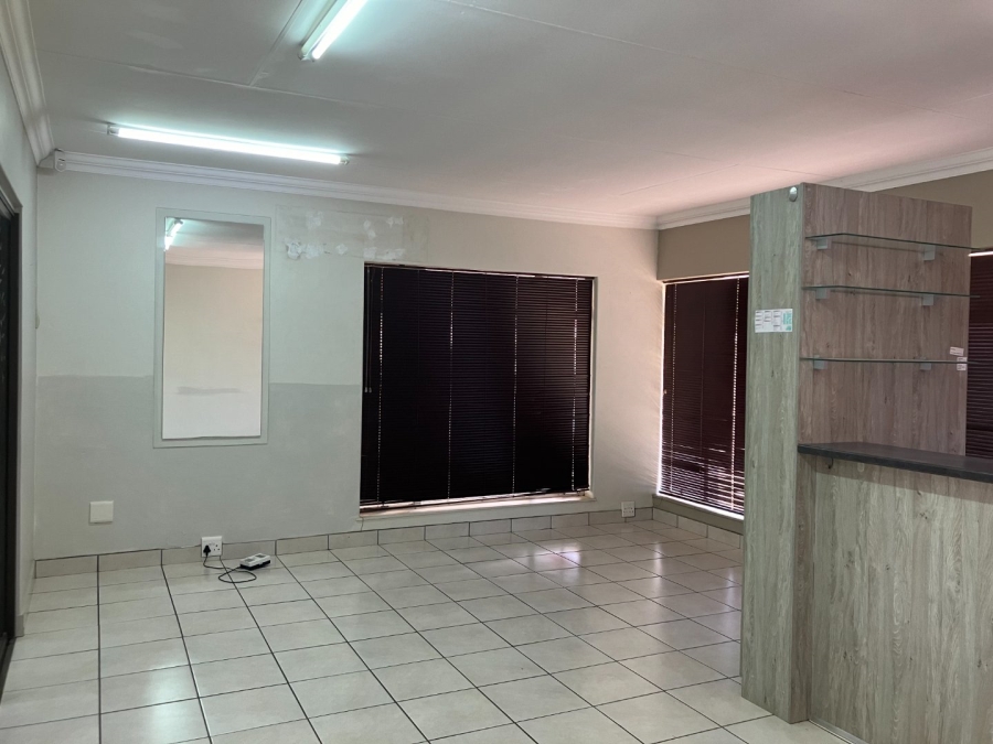 4 Bedroom Property for Sale in Fichardt Park Free State